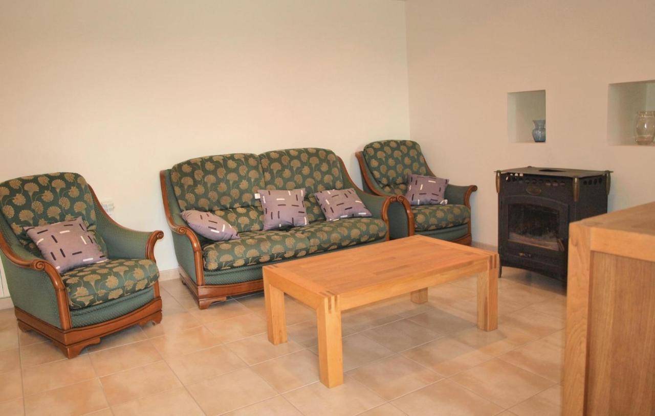 2 Bedroom Awesome Home In Mantallot Extérieur photo